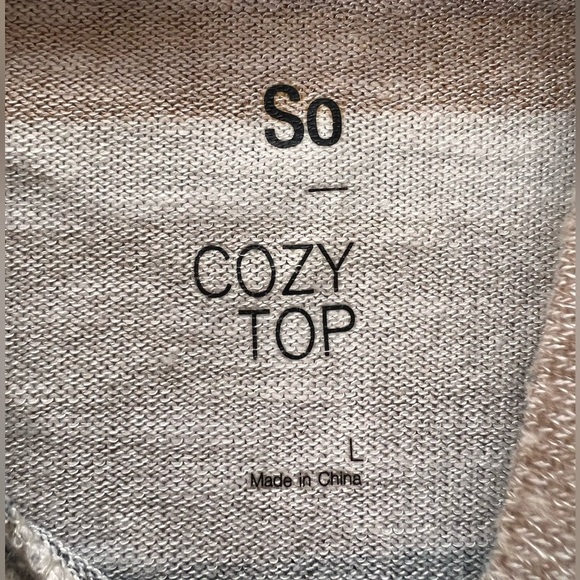 Neutral Colored Turtle Neck - Picture 3 of 3